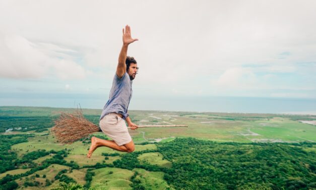 El Lugar de RD donde se puede VOLAR: La Montaña Redonda de Miches